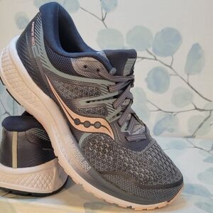 Saucony Womens Omni ISO 2 Athletic Shoes Size 5